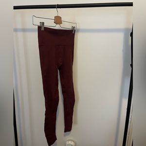 SET ACTIVE Luxform Leggings in Limited Edition Color